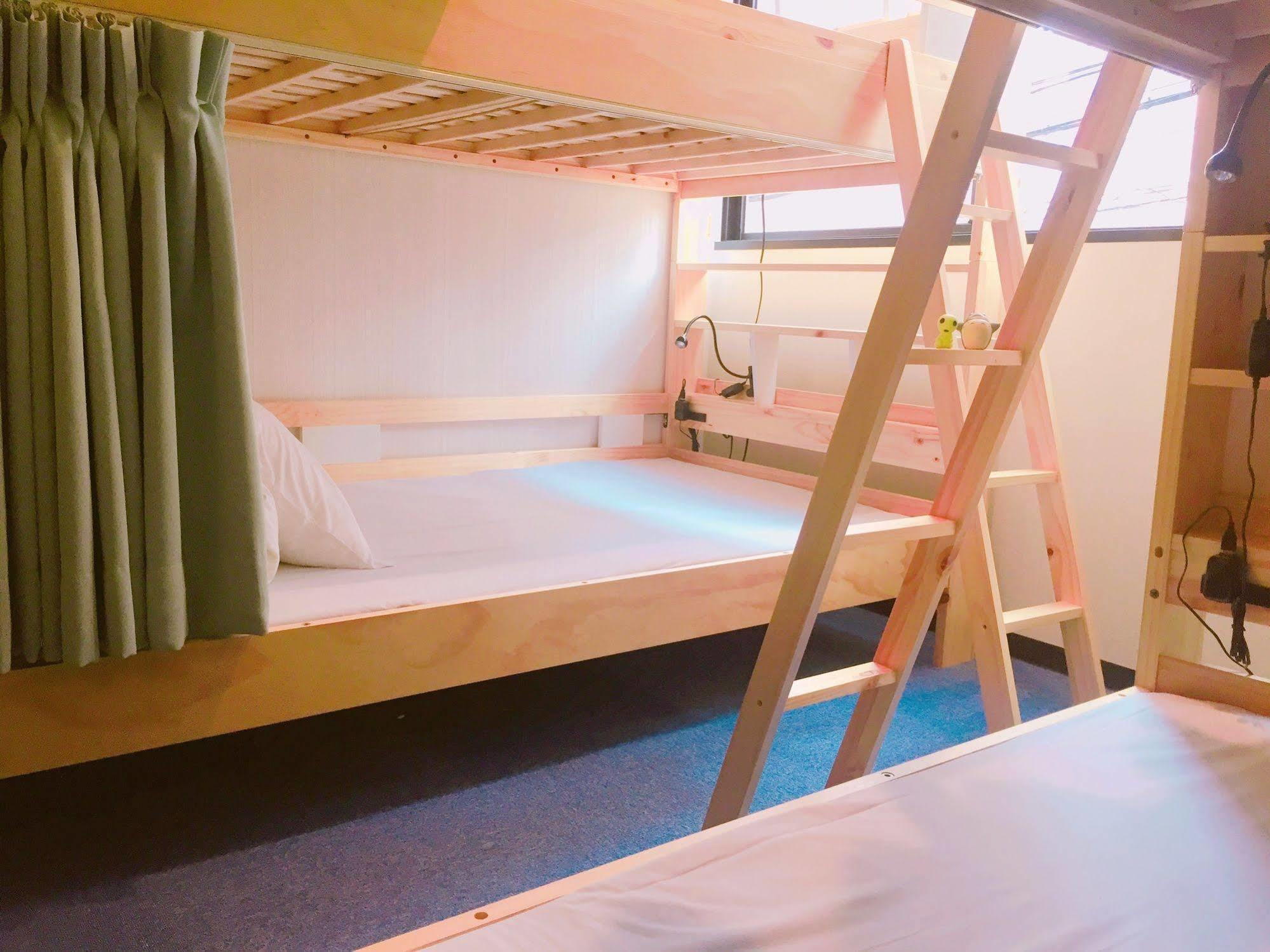 Guest House Gloire Osaka Zewnętrze zdjęcie
