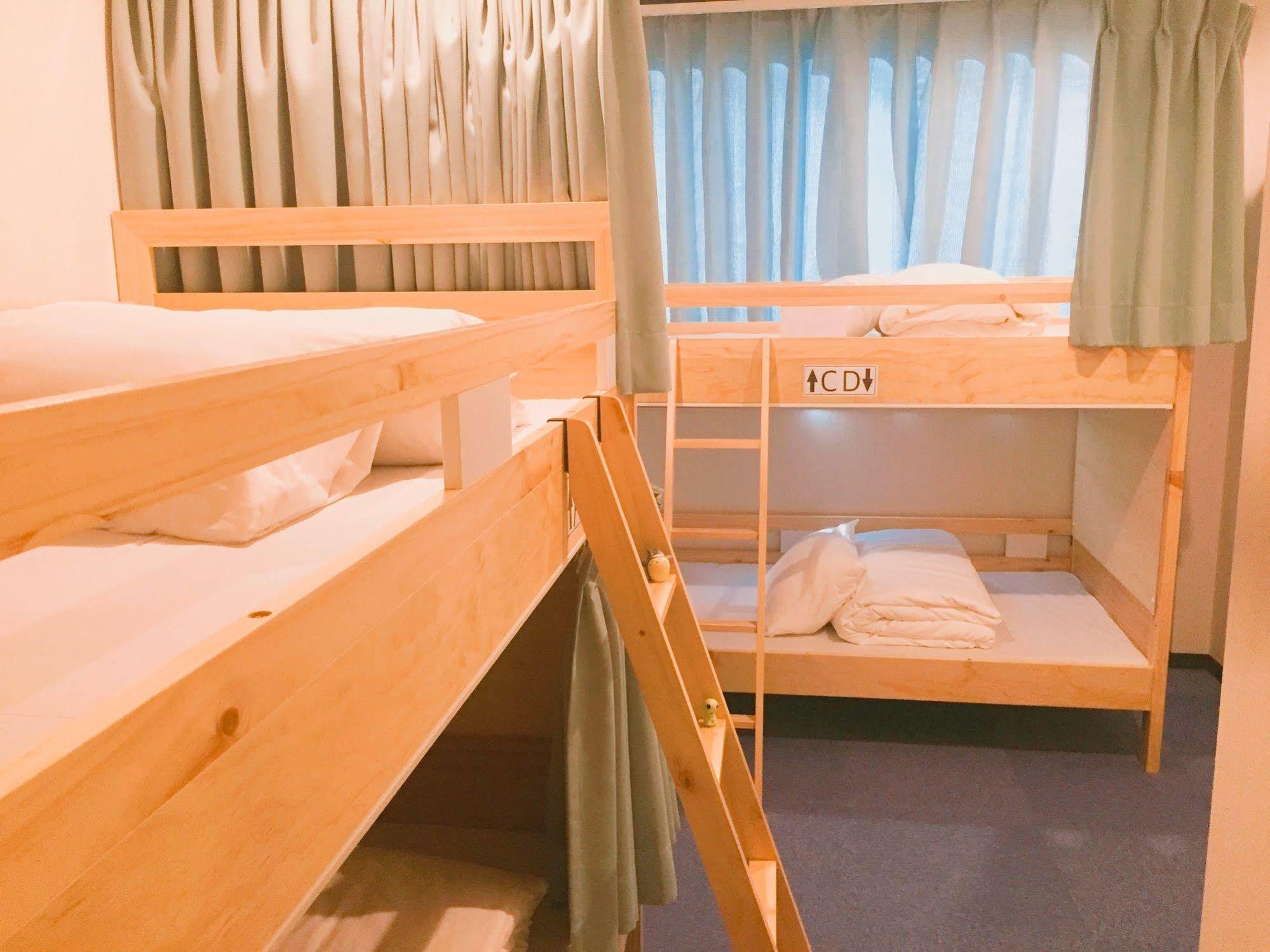 Guest House Gloire Osaka Zewnętrze zdjęcie