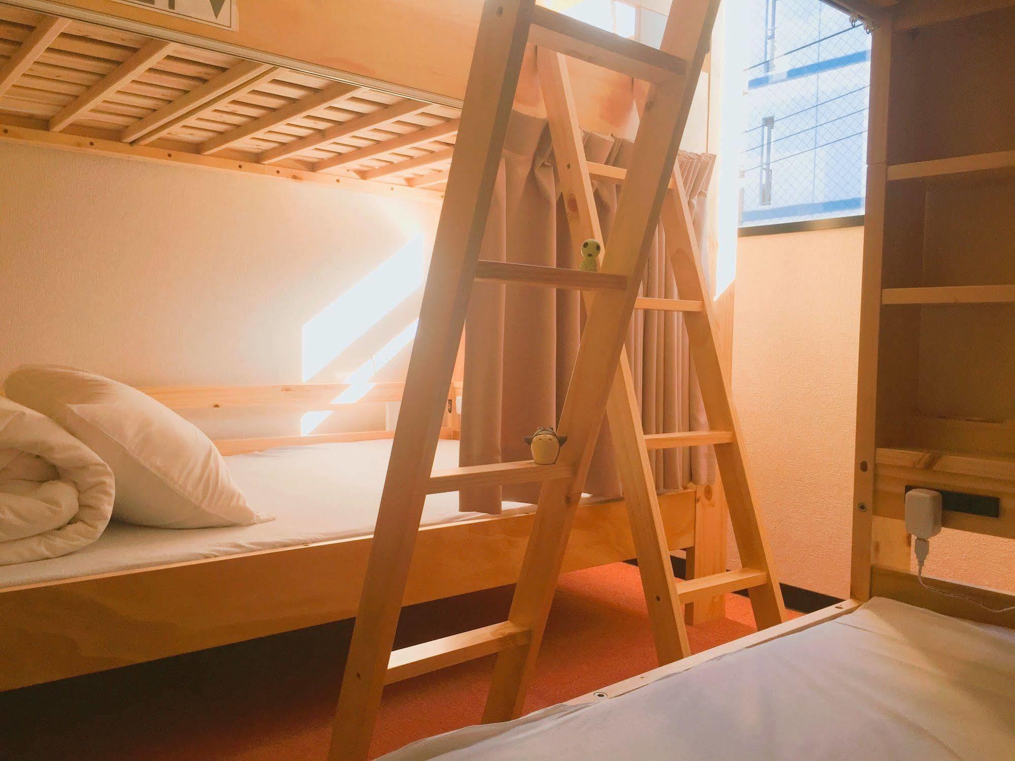 Guest House Gloire Osaka Zewnętrze zdjęcie